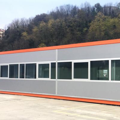 Uffici, show-room e aree commerciali